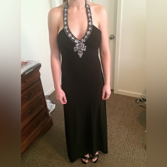 Black with crystal detailing prom dress - Picture 4 of 5
